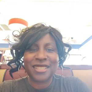 Meet your Posher, Fredom